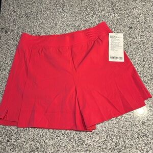 Lulu 🍋 Shorts NWT